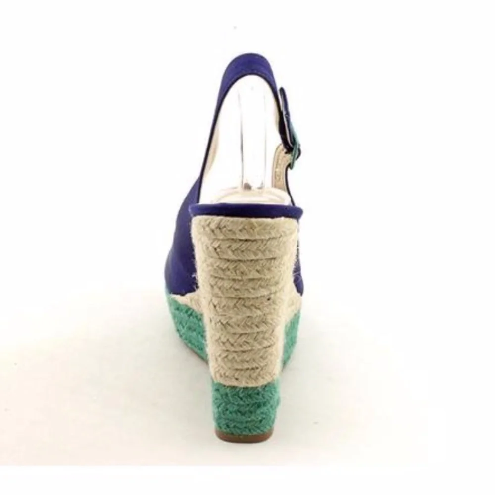 NIB $79 INC International Concepts Women's 'Belvin' Wedges in size 7.5!